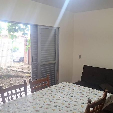 Quarto Para Quatro Pessoas A Duas Quadras Da Praia - Balneario Saint Etienne - Matinhos Exterior photo